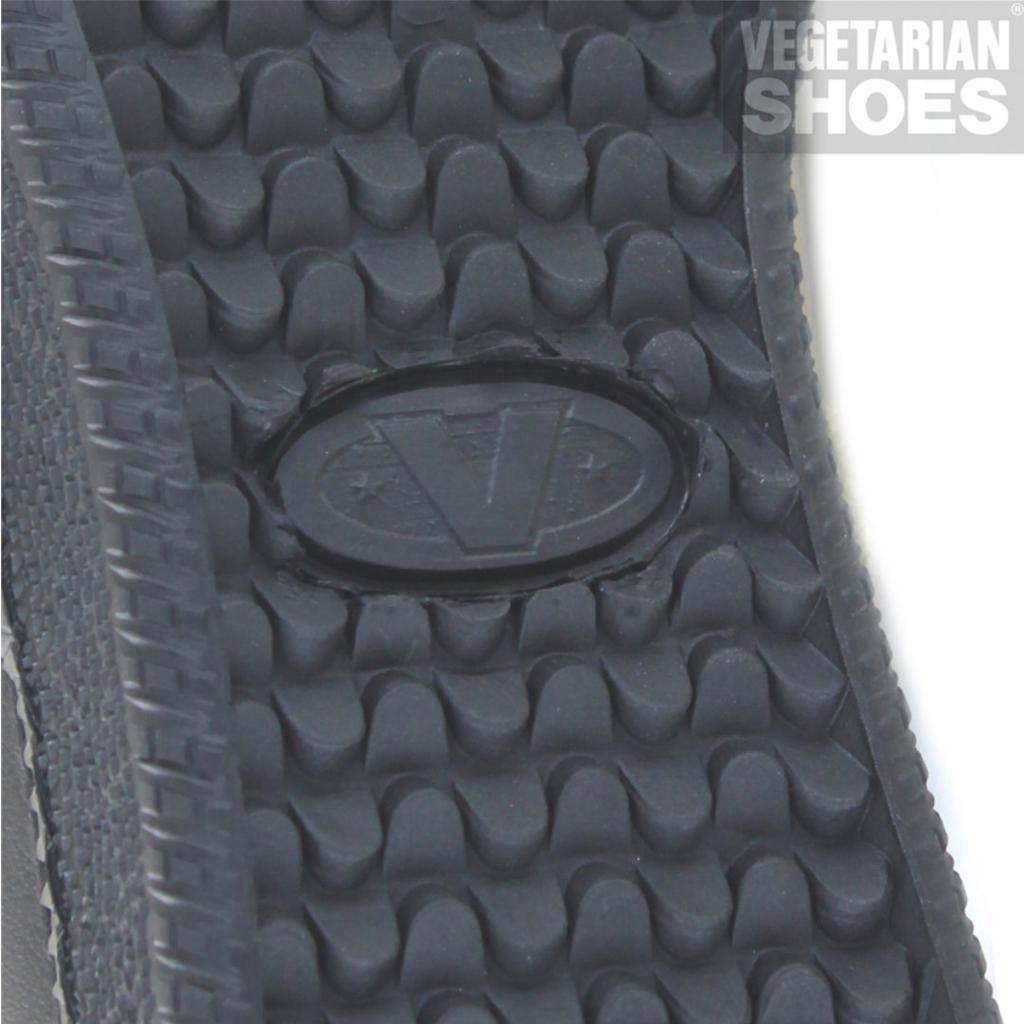 Vegetarian Shoes Sneaker Cheatah all black aus Vegetan Bucky – veganer Unisex-Turnschuh