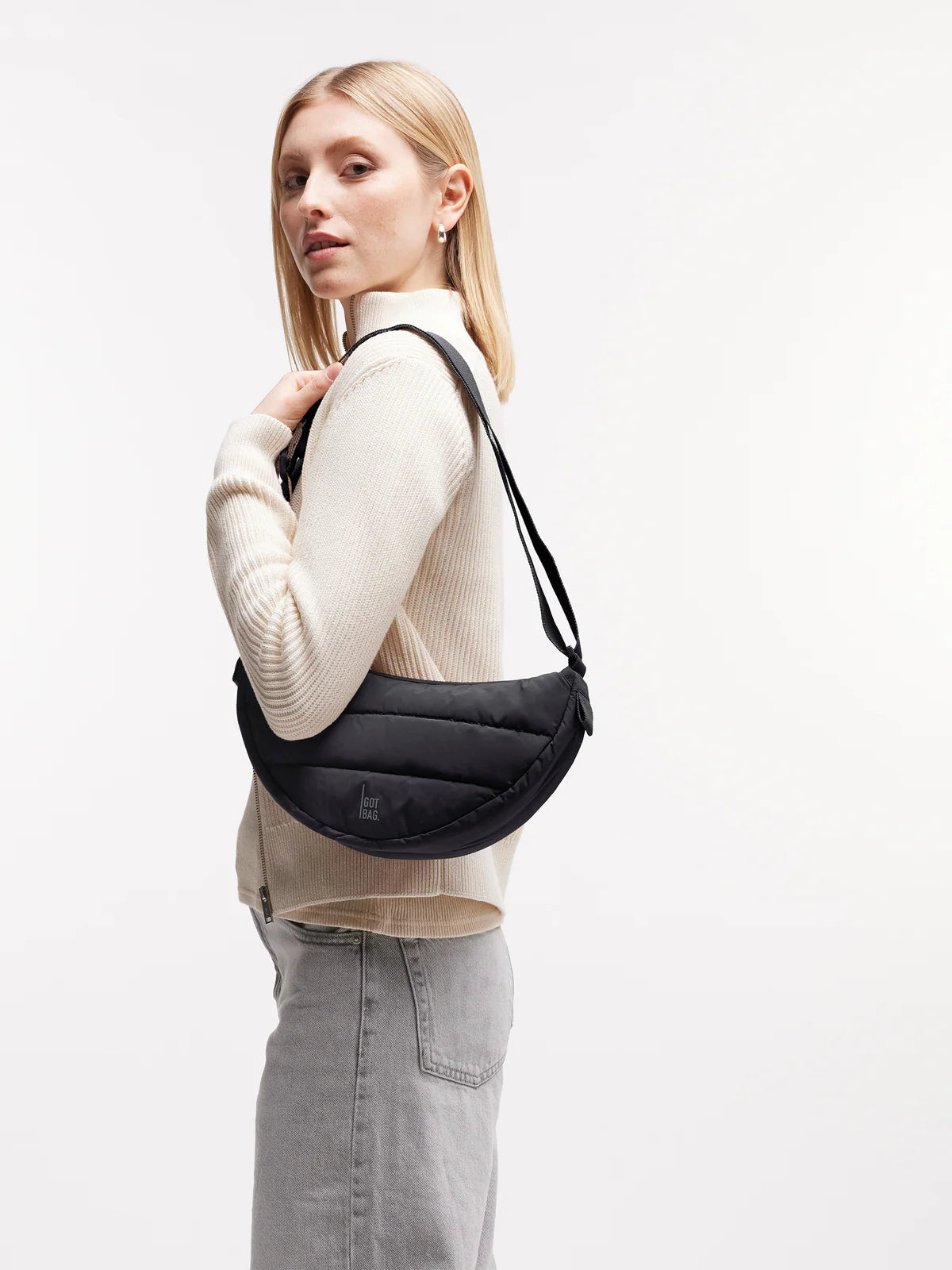 GOT BAG Tasche PUFFER MOON BAG SMALL black