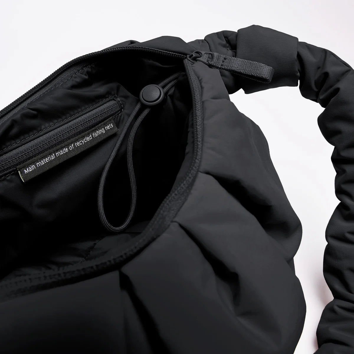 GOT BAG Tasche PLEAT MOON BAG LARGE black
