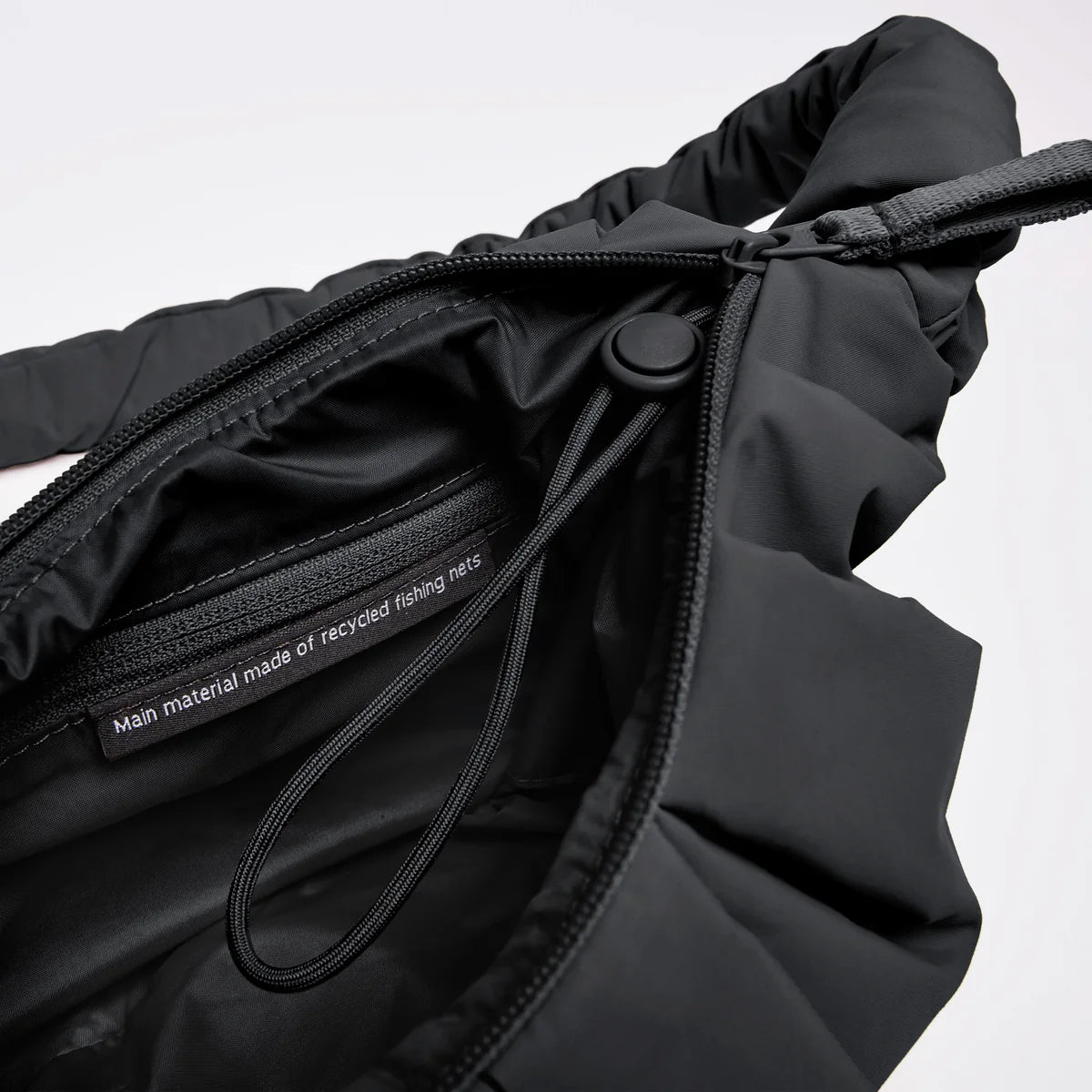 GOT BAG Tasche PLEAT MOON BAG SMALL black