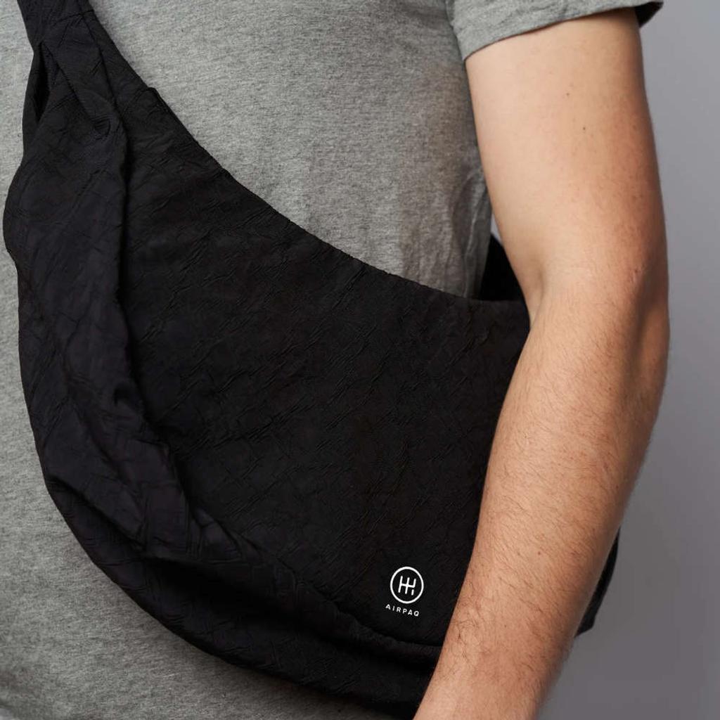 AIRPAQ Tasche Moonbaq schwarz