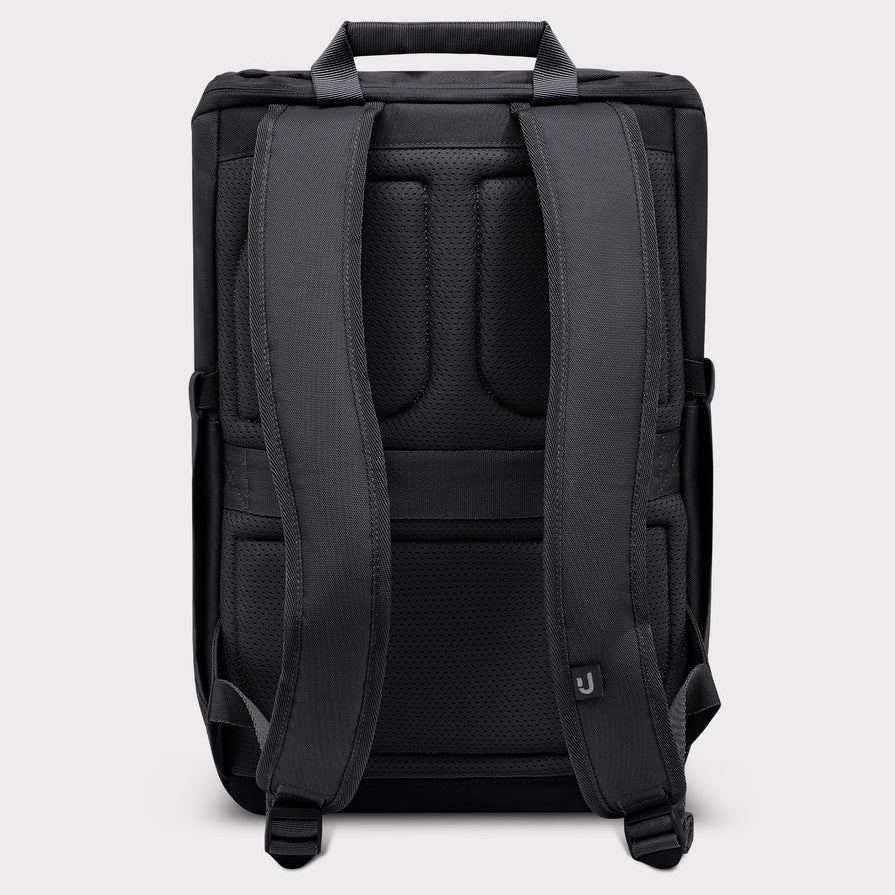 Rucksack FINN MEDIUM black