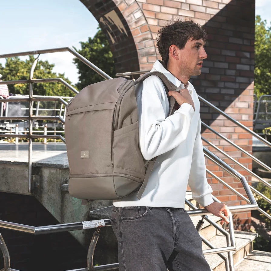 Rucksack FINN LARGE desert grey