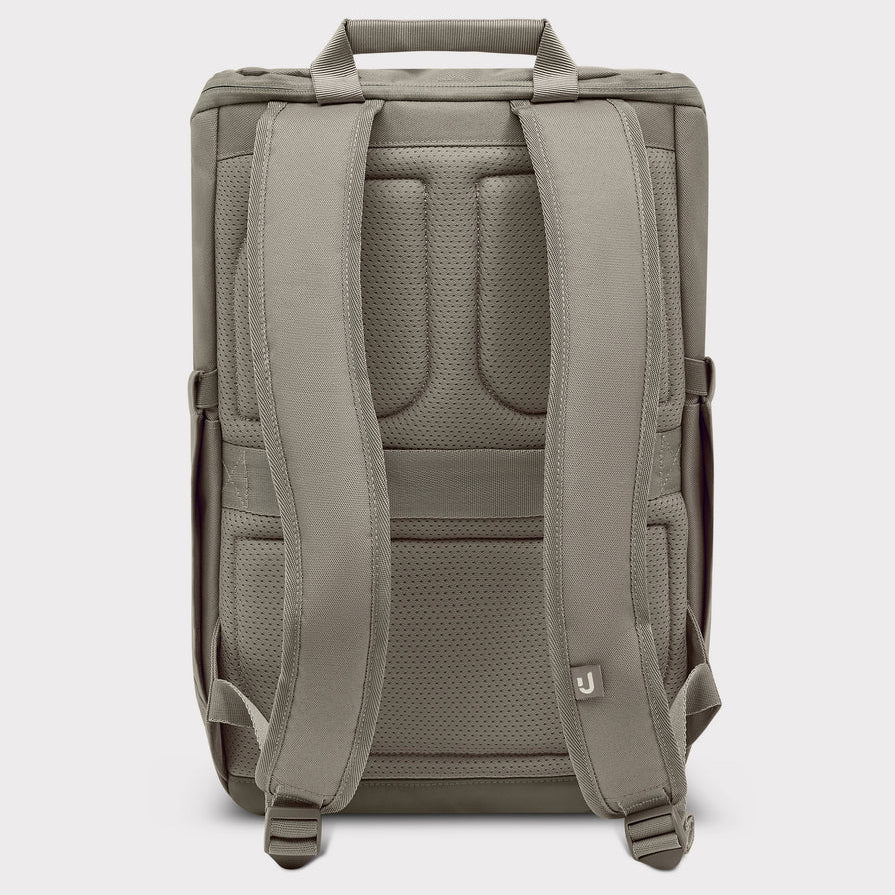 Rucksack FINN MEDIUM desert grey