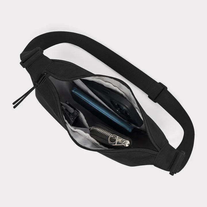 Half Moon Bag ALLY SMALL black