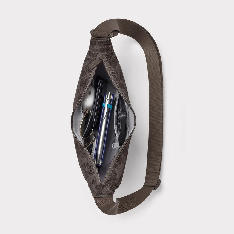 Half Moon Bag ALLY SMALL brown leo