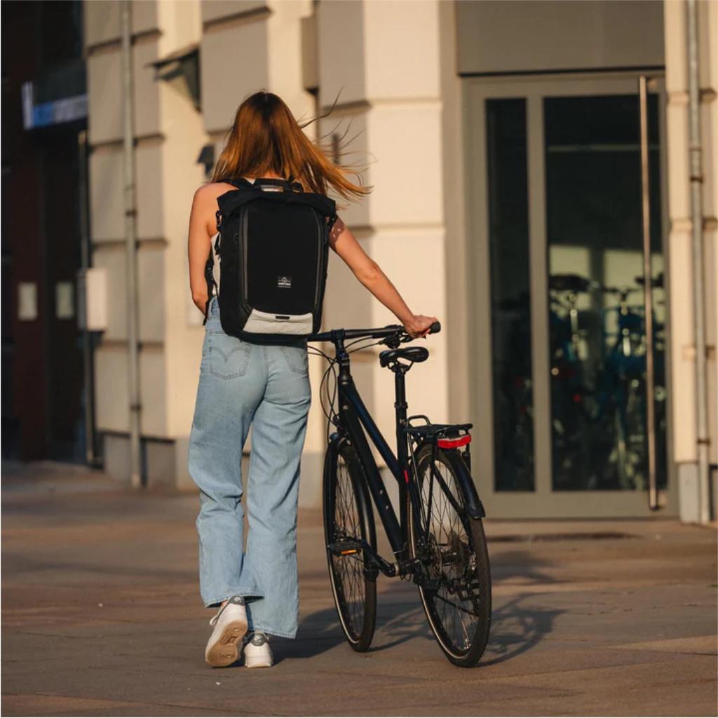 JOHNNY URBAN Fahrradrucksack PHIL