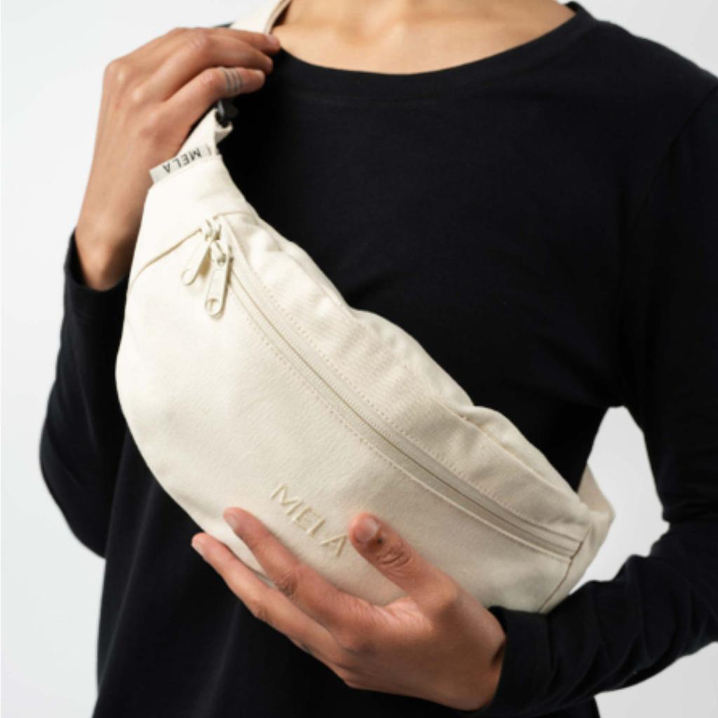 MELA Hipbag ecru