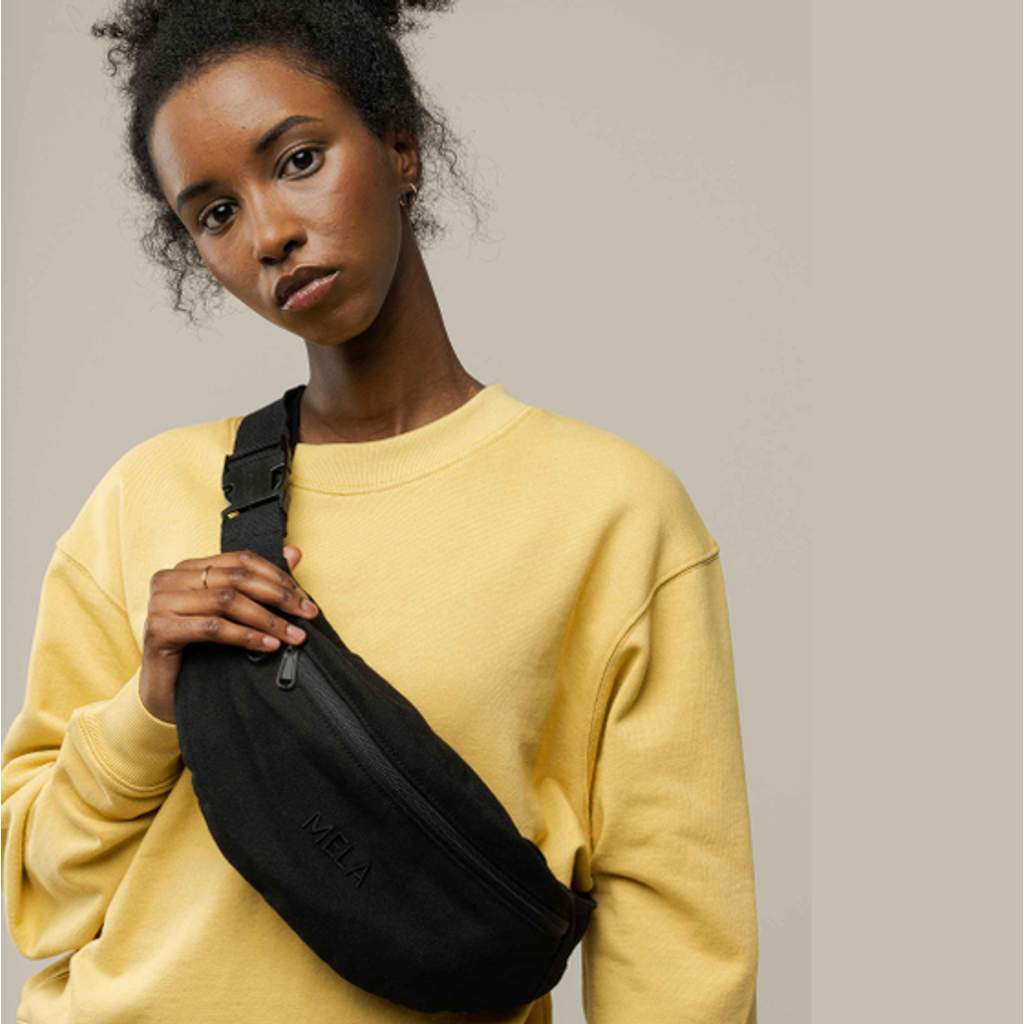 MELA Hipbag black