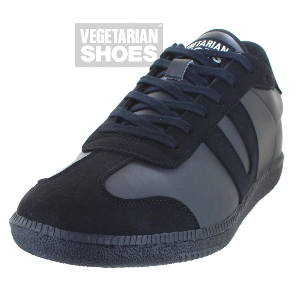 Vegetarian Shoes Sneaker Cheatah all black aus Vegetan Bucky – veganer Unisex-Turnschuh