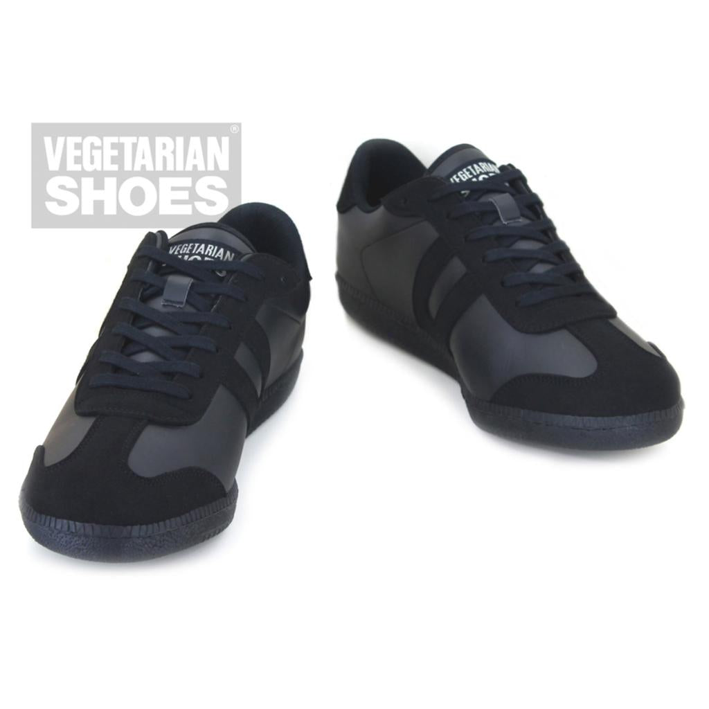 Vegetarian Shoes Sneaker Cheatah all black aus Vegetan Bucky – veganer Unisex-Turnschuh